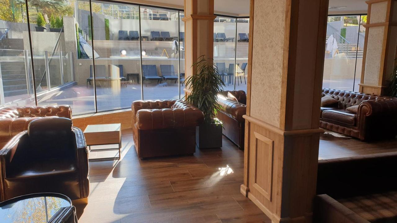 Free Spa В Св. Иван Рилски - Сладък Дом Сред Лукс Bansko Eksteriør billede