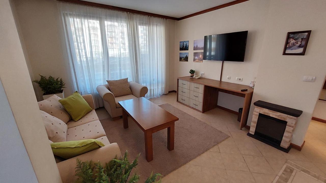 Free Spa В Св. Иван Рилски - Сладък Дом Сред Лукс Bansko Eksteriør billede