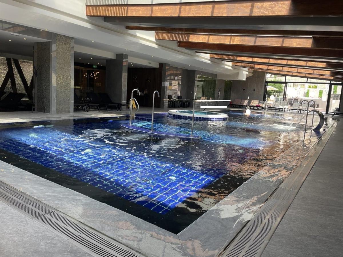Free Spa В Св. Иван Рилски - Сладък Дом Сред Лукс Bansko Eksteriør billede